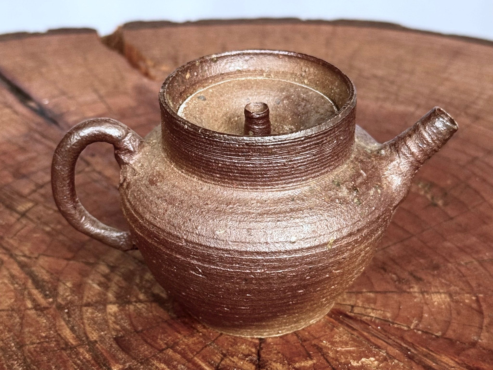 DRAGON KILN TEAPOTS | Gao Feng, Menghai - O-FIVE RARE TEA BAR
