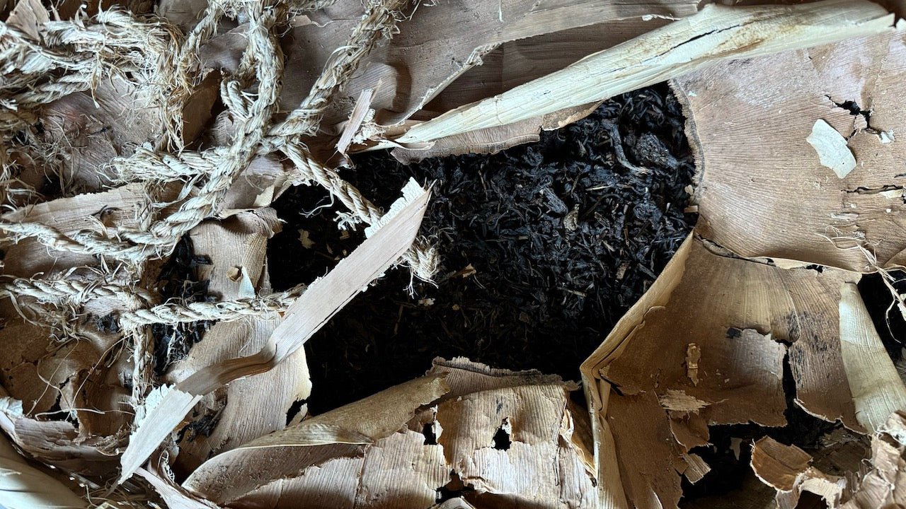 HORSE BACK | 2014 Xiaguan Ma Bei Tuo, Historical 25kg Basket - O-FIVE RARE TEA BAR