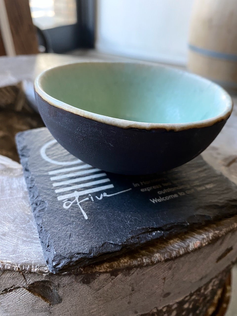 O5 Y11 | ENGRAVED STONE + 1Y MEMBERSHIP - O-FIVE RARE TEA BAR
