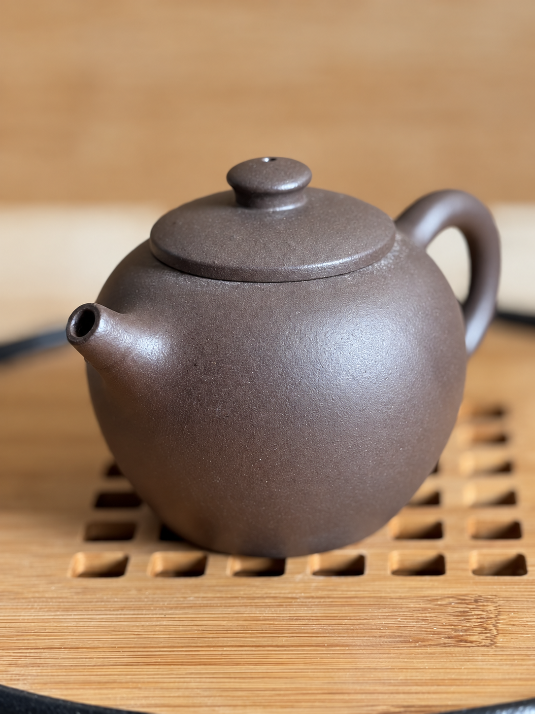Yixing Dragon-Kiln Teapot #1 | Yuanhu,  220ml