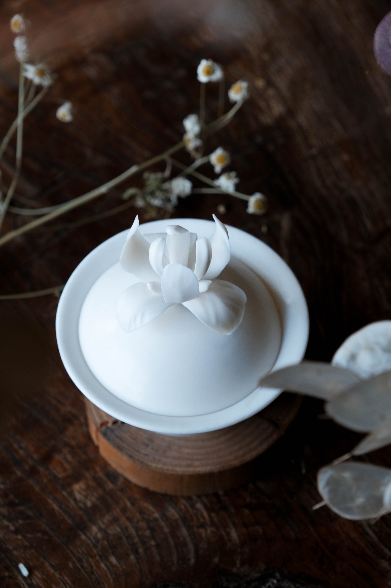 IRIS GAIWAN by ONE PERCENT STUDIO - O5 RARE TEA BAR