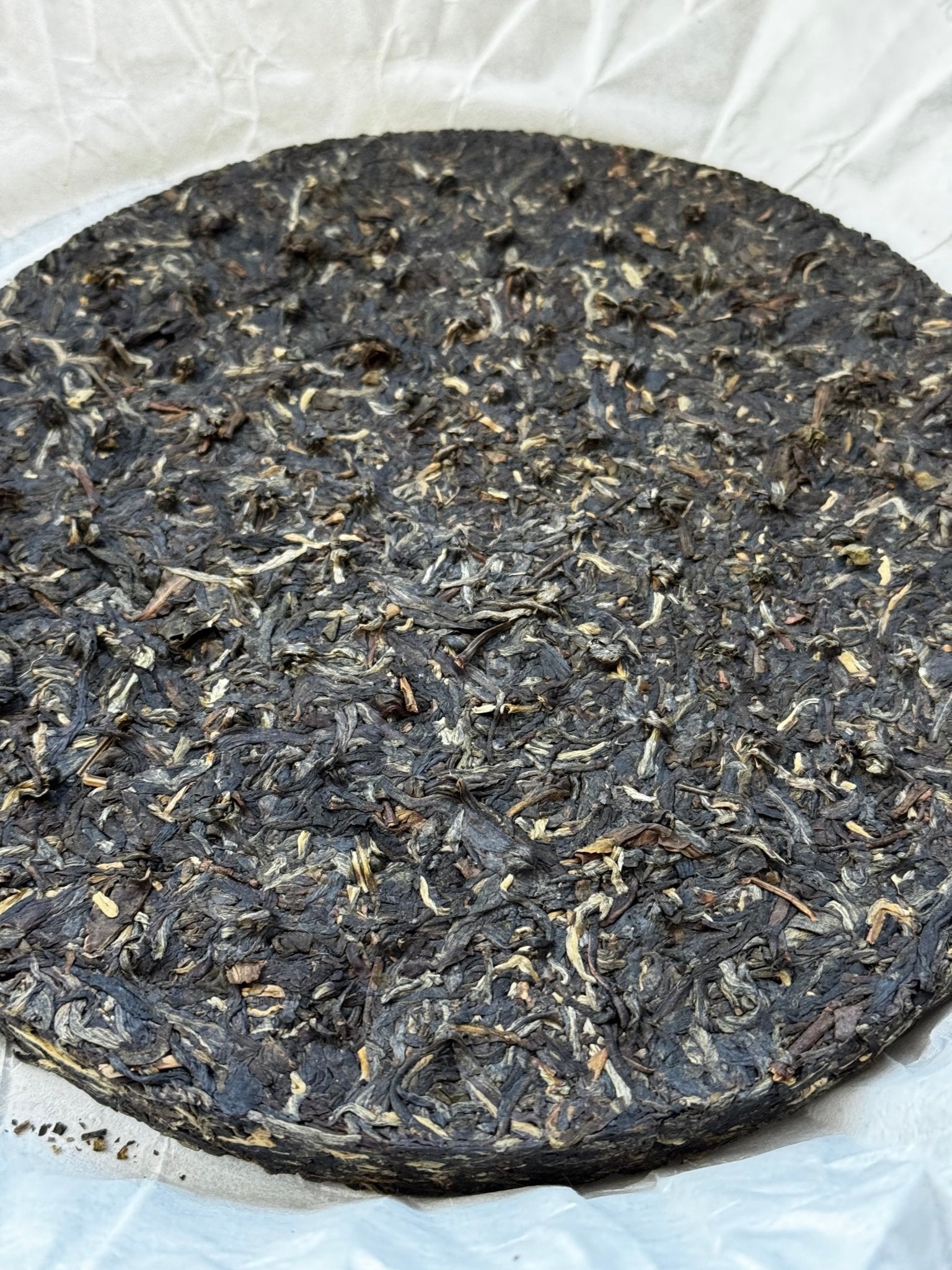 XIAGUAN HIGH PLATEAU MATURED | 2014 Raw Pu Er Iron Cake, 357g - O5 RARE TEA BAR