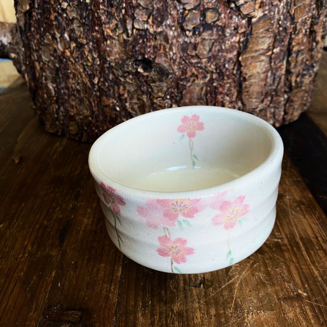 MINOYAKI CHAWAN | White + Sakura - O-FIVE RARE TEA BAR