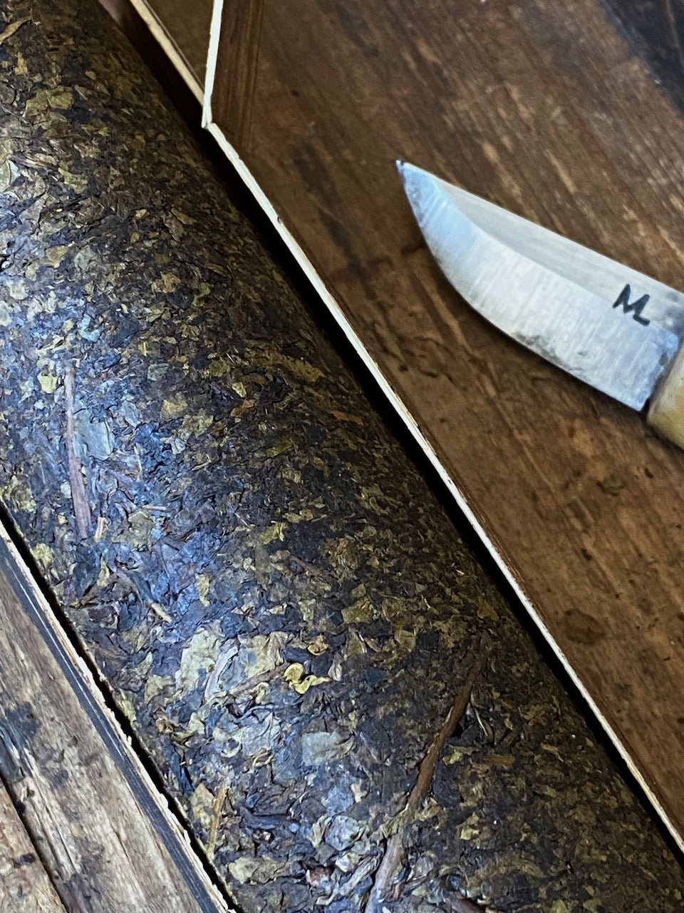 SINGPHO FALAP 2020 | Bamboo Aged, Smoked Assam - O-FIVE RARE TEA BAR